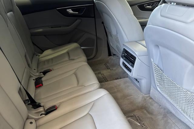 2023 Audi Q7 Premium Plus