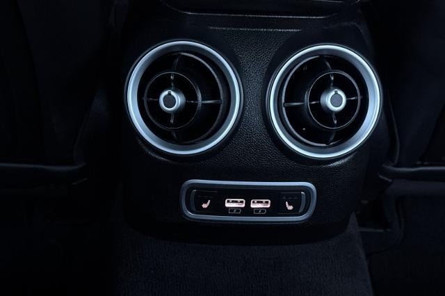 2023 Alfa Romeo Giulia BASE